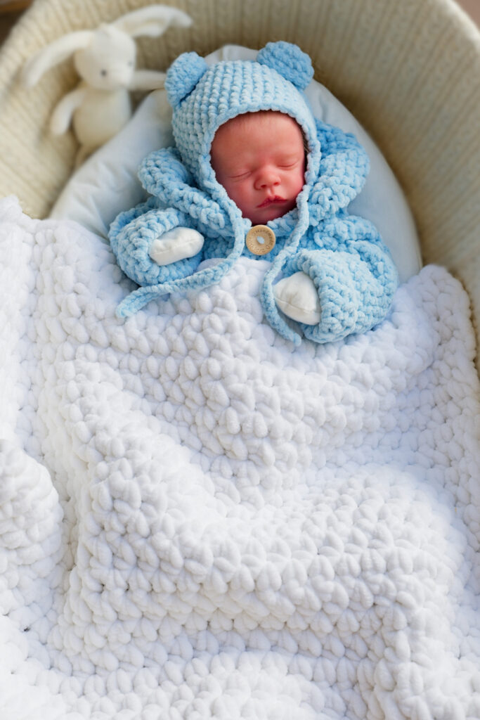 Super Chunky Crochet Baby Blanket (Free Pattern) Maisie And Ruth With Free Printable Crochet Patterns For Baby Cocoons Super Chunky Crochet Baby Blanket (Free Pattern) Maisie And Ruth With Free Printable Crochet Patterns For Baby Cocoons